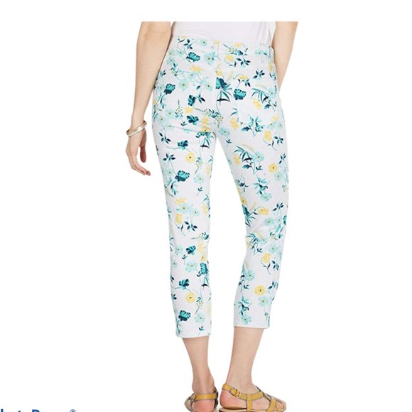 Charter Club Women's Tummy Slimming Capri - Picture 2 of 6